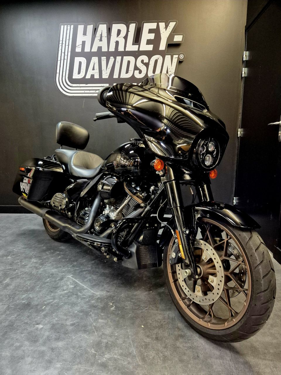 HARLEY-DAVIDSON TOURING STREET GLIDE 1923 ST 4