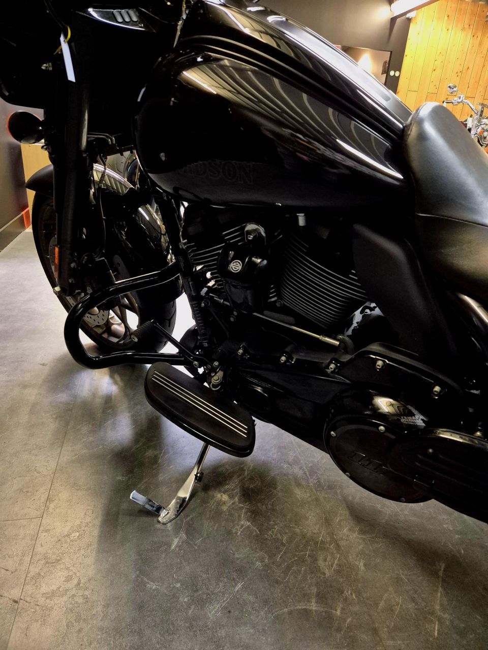 HARLEY-DAVIDSON TOURING STREET GLIDE 1923 ST 4