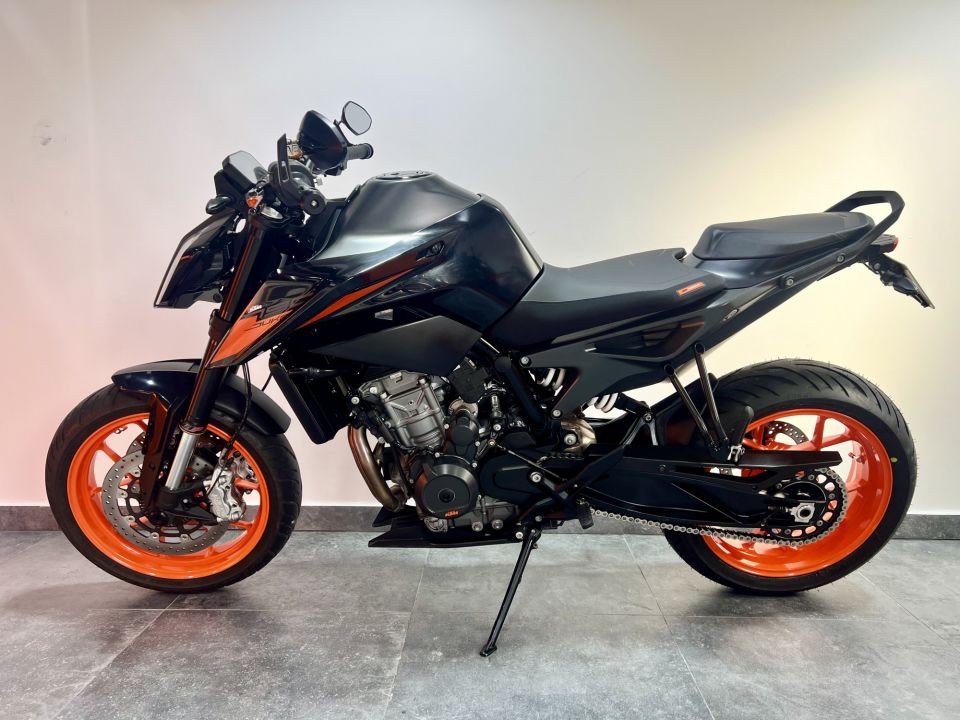 KTM 790 DUKE 4