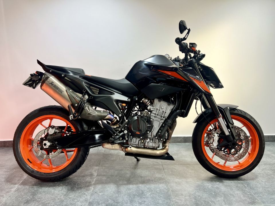 KTM 790 DUKE 4