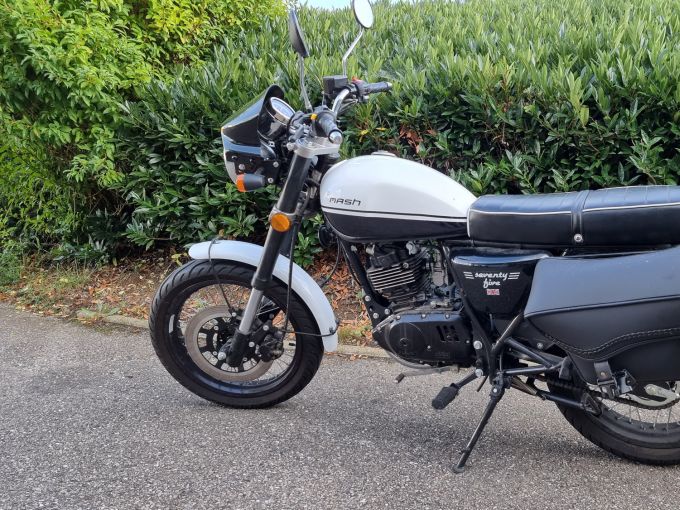 MASH SEVENTY FIVE125 4