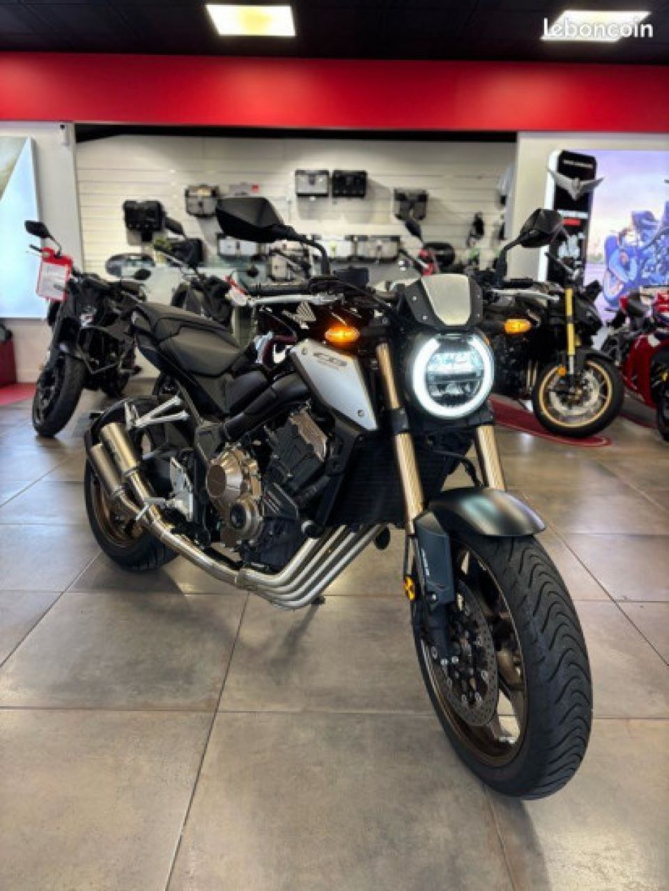 HONDA CB650R Neo Sports Café 4