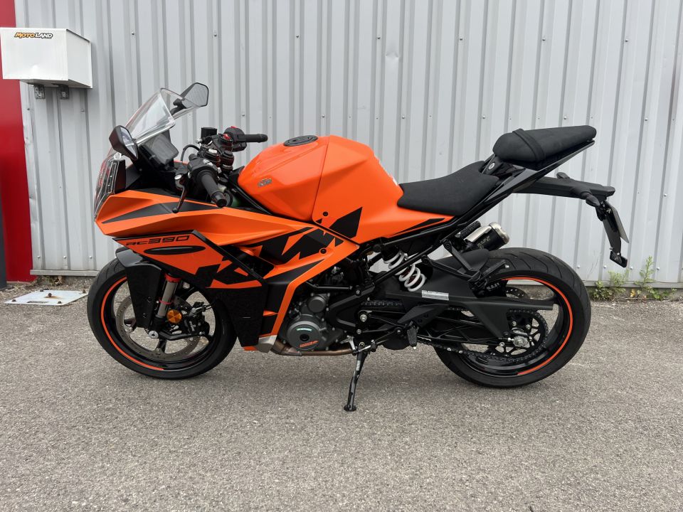 KTM RC 390 ABS 4