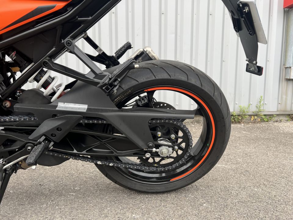 KTM RC 390 ABS 4