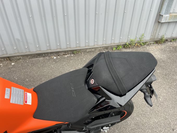 KTM RC 390 ABS 4