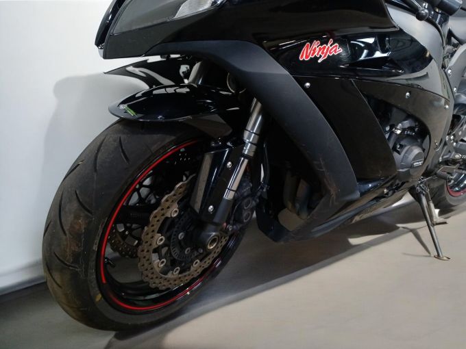 KAWASAKI ZX-10R 4