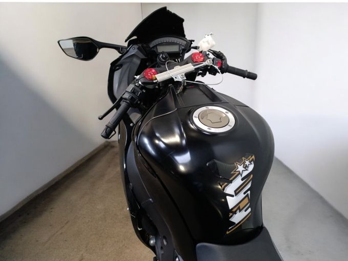 KAWASAKI ZX-10R 4