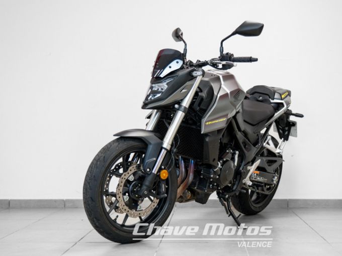 HONDA CB 750 HORNET 4