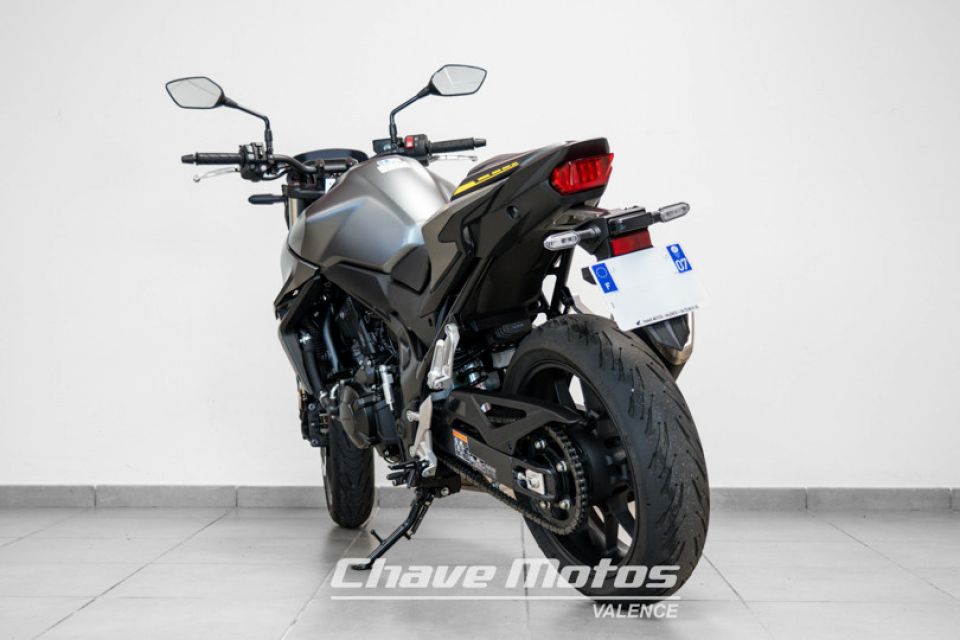 HONDA CB 750 HORNET 4