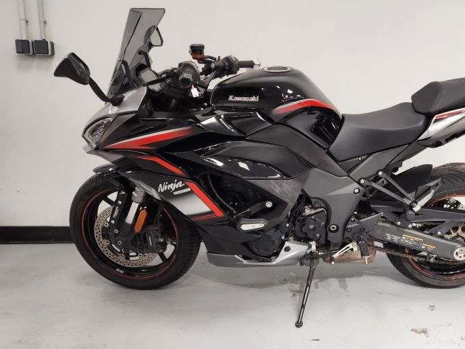KAWASAKI NINJA 1000 SX 4