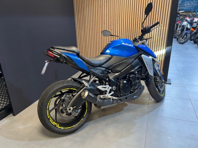 SUZUKI GSX-S 950 4