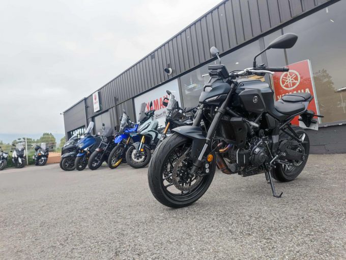 YAMAHA MT-07 (47.5CV) 4