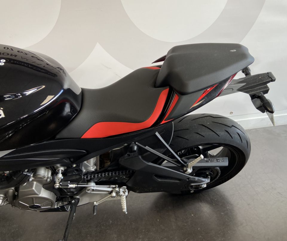 APRILIA TUONO 660 FACTORY 4