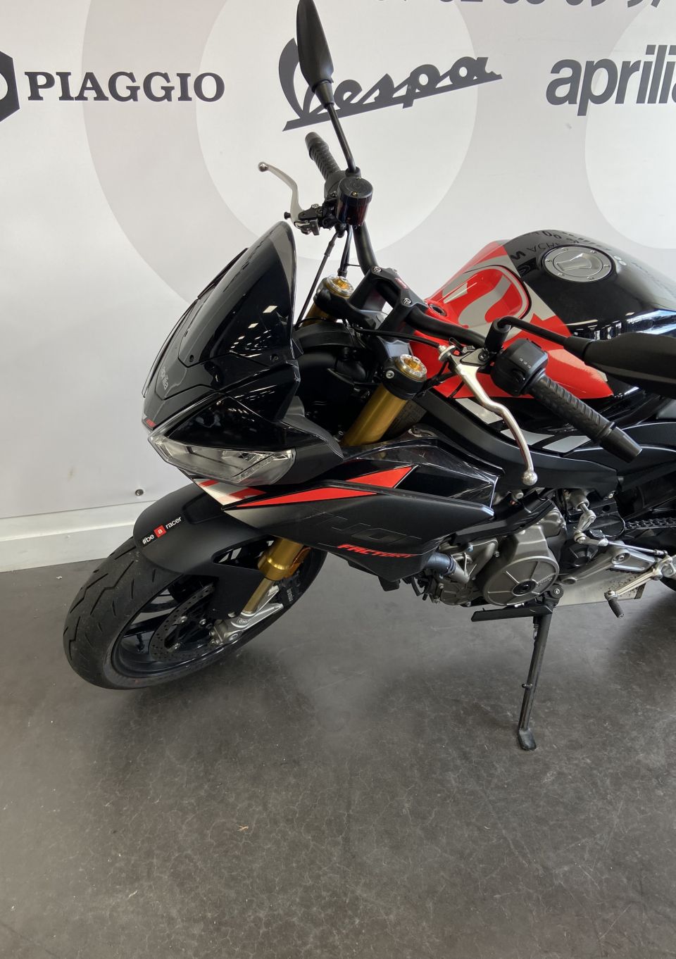 APRILIA TUONO 660 FACTORY 4