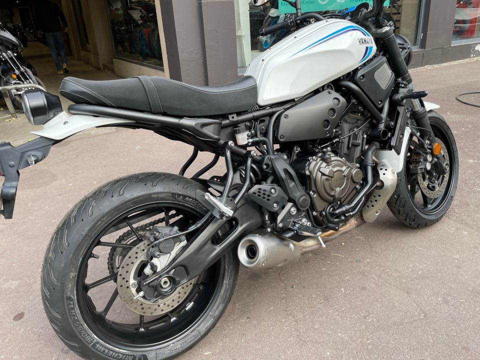 YAMAHA XSR 700 4