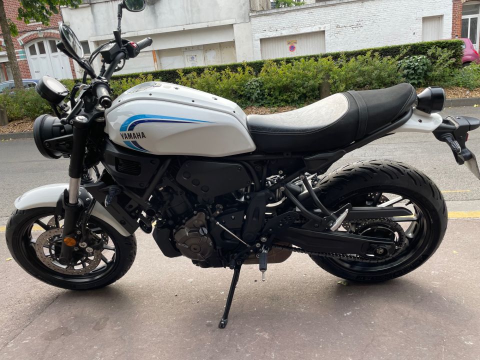 YAMAHA XSR 700 4