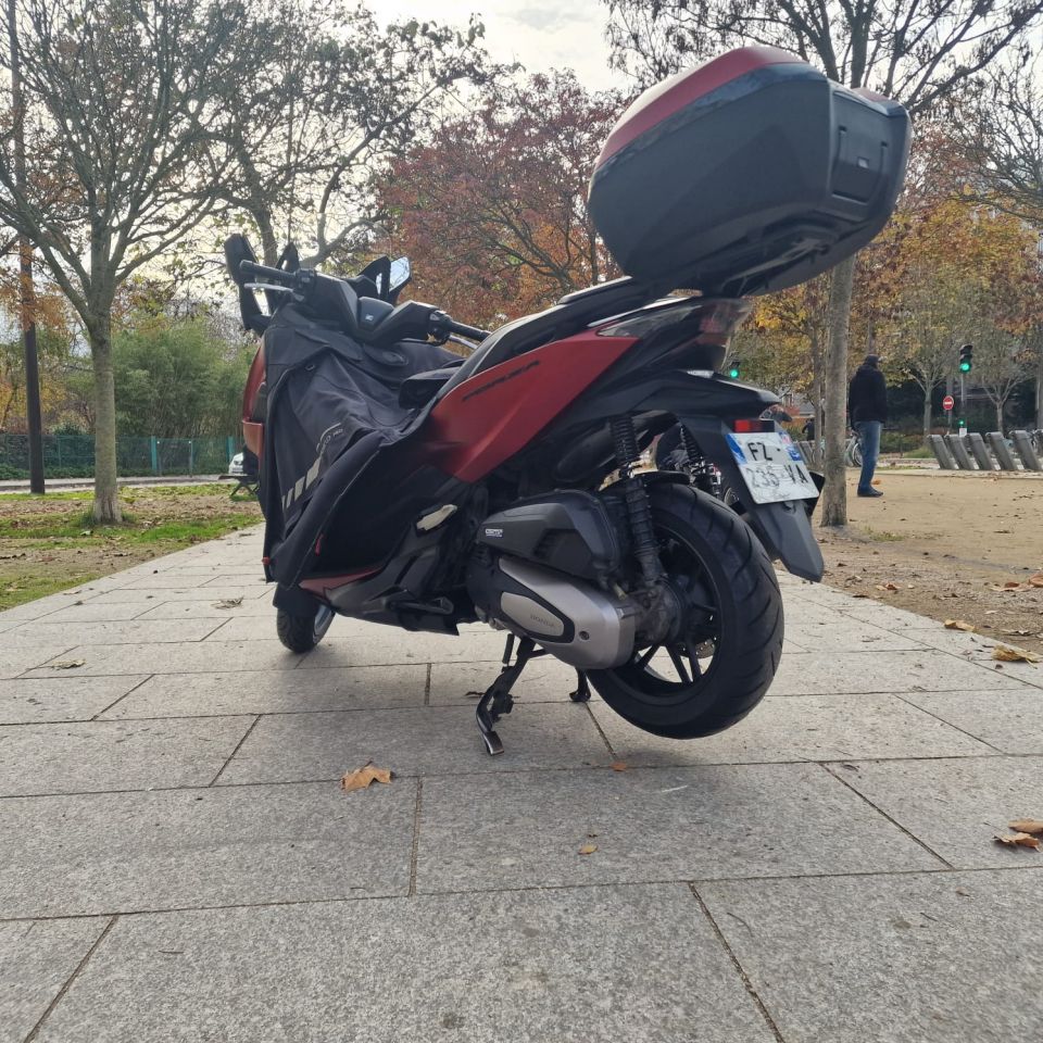 HONDA NSS FORZA 125 4