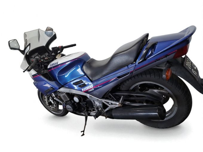YAMAHA FJ 1200 FREEWAY 4