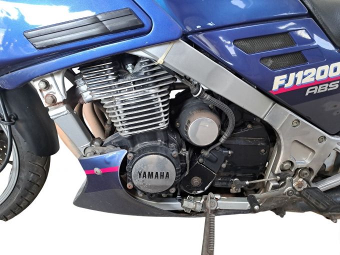 YAMAHA FJ 1200 FREEWAY 4