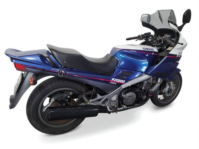 YAMAHA FJ 1200 FREEWAY 4
