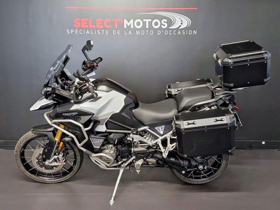 TRIUMPH TIGER 1200 RALLY EXPLORER 4