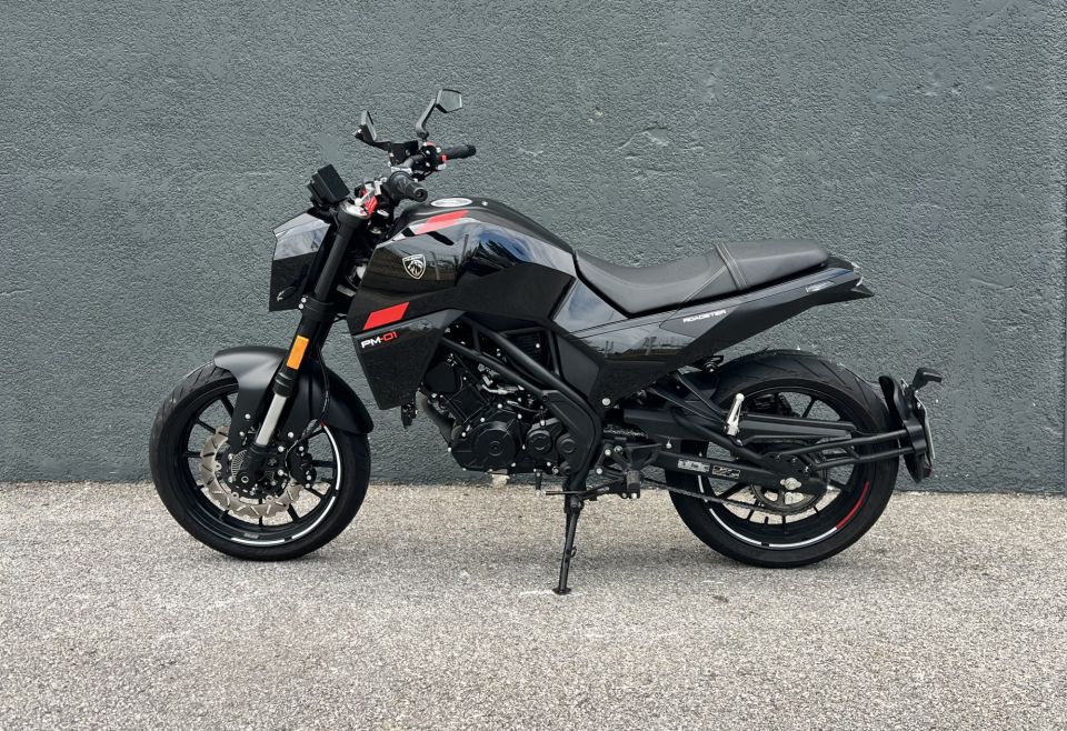 PEUGEOT PM-01 125 ROADSTER 4