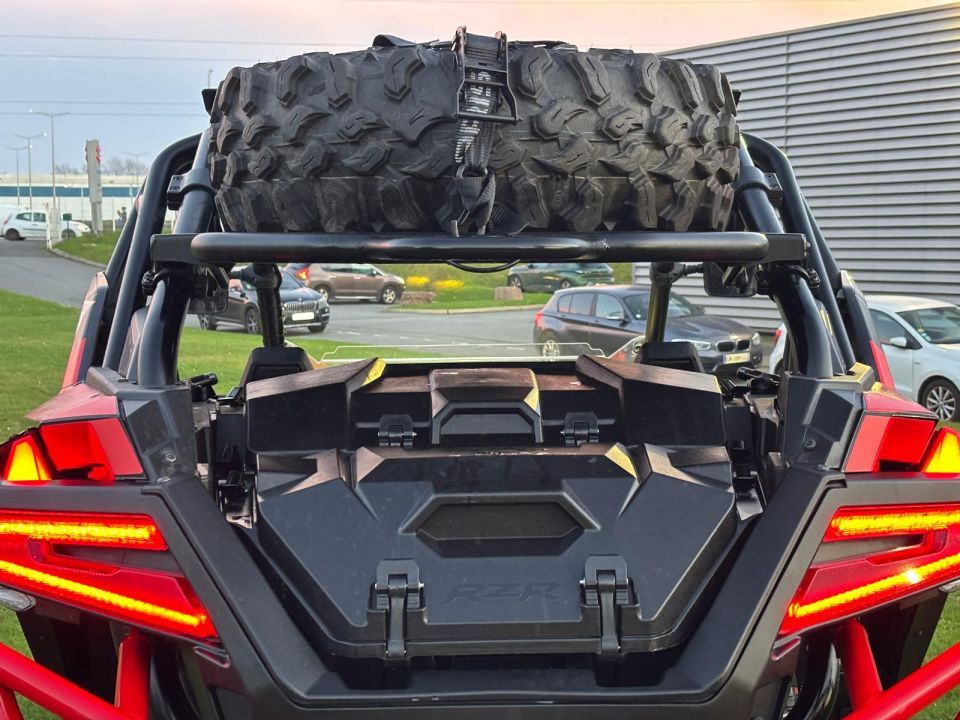 POLARIS RZR PRO XP 4