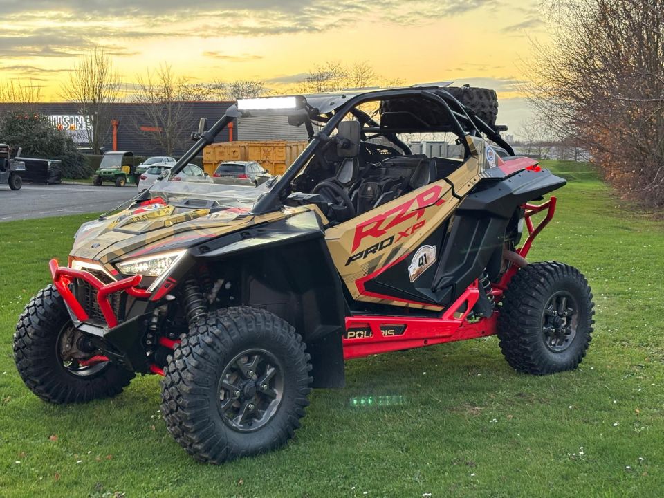 POLARIS RZR PRO XP 4