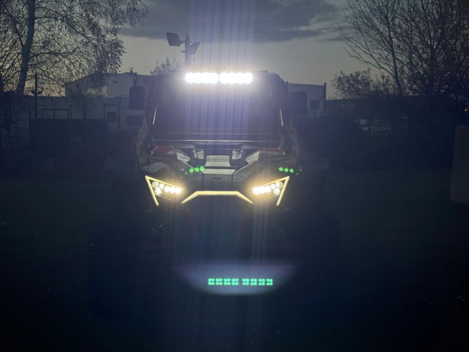 POLARIS RZR PRO XP 4