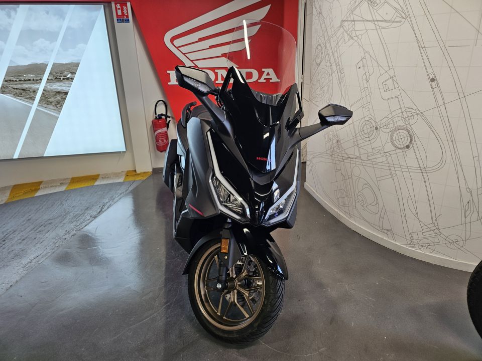 HONDA NSS FORZA 125 4
