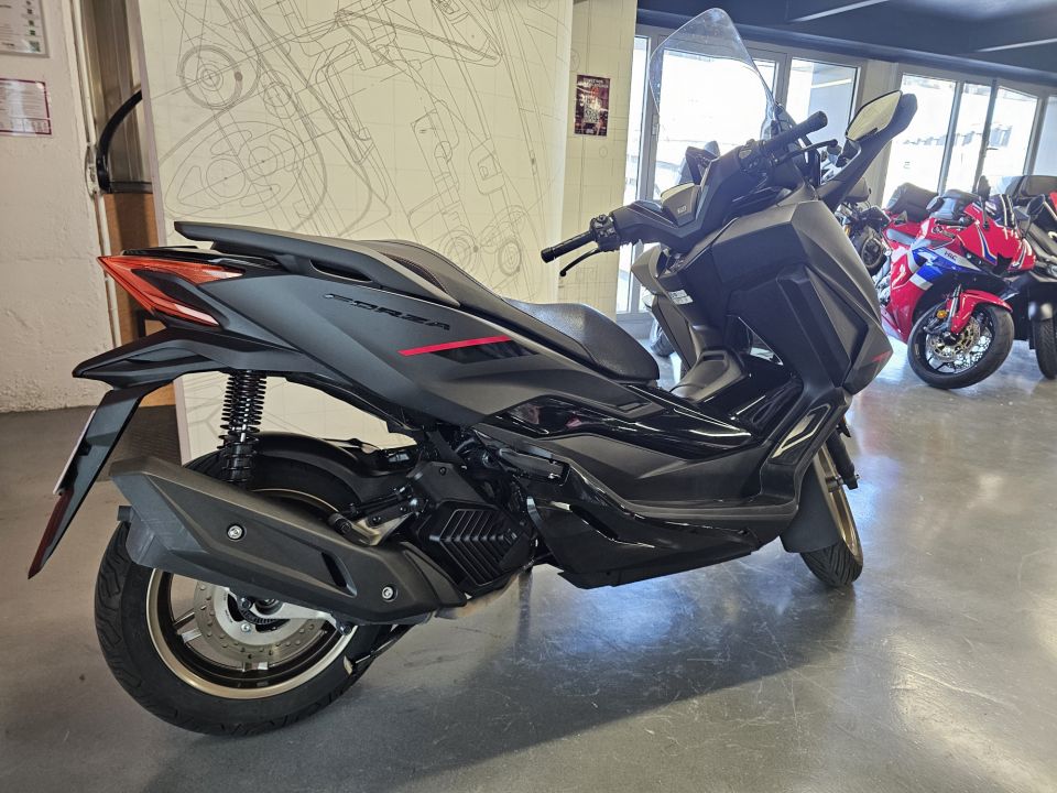 HONDA NSS FORZA 125 4