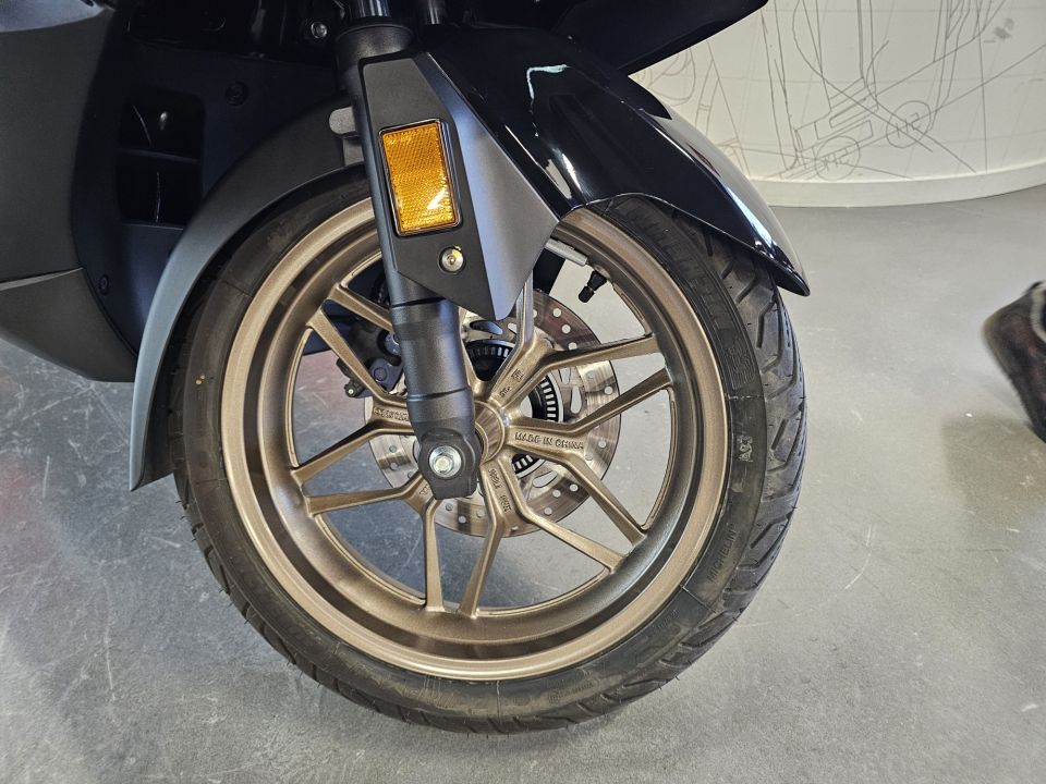 HONDA NSS FORZA 125 4