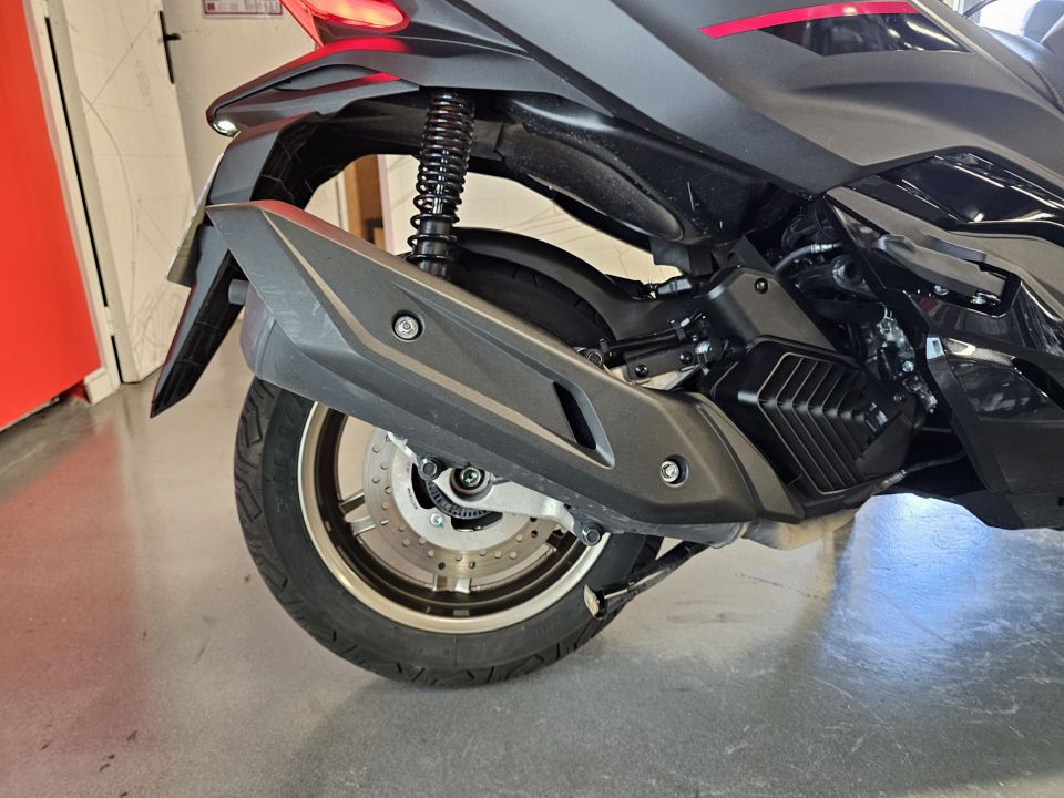 HONDA NSS FORZA 125 4