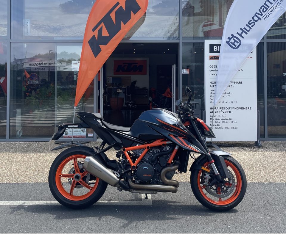 KTM 1290 SUPER DUKE R 4
