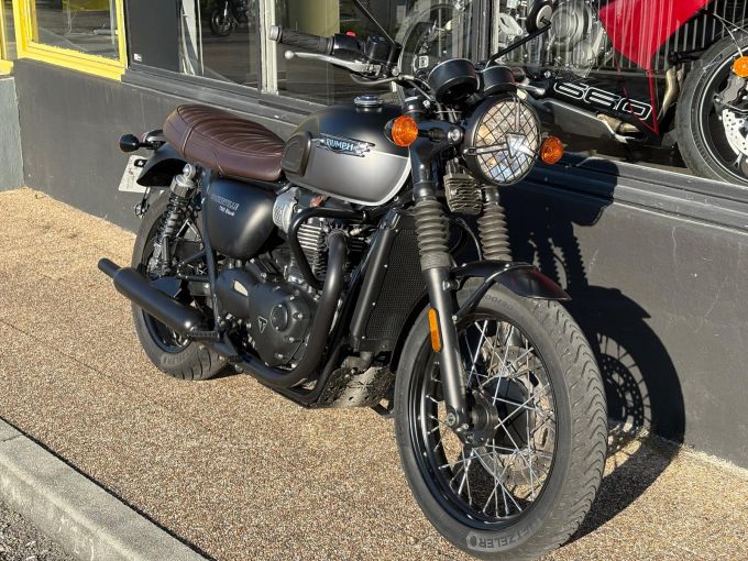 TRIUMPH Bonneville T100 4