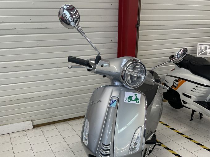 PIAGGIO VESPA 4