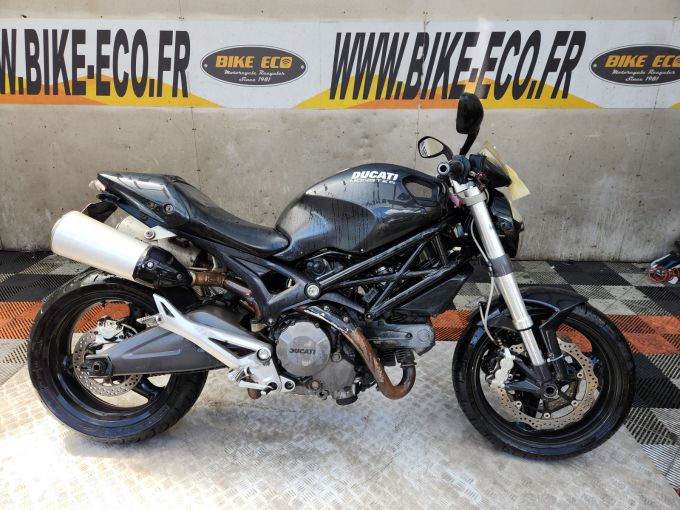 DUCATI 696 MONSTER 4
