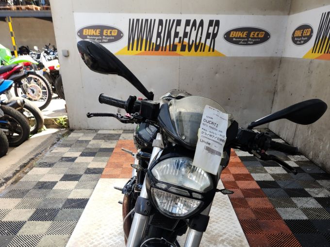 DUCATI 696 MONSTER 4