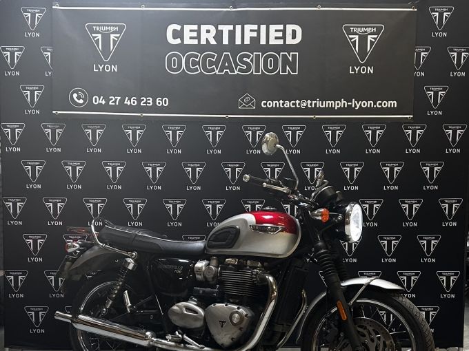 TRIUMPH BONNEVILLE T120 4