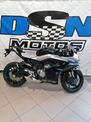 CF MOTO 675 SR-S - 2025