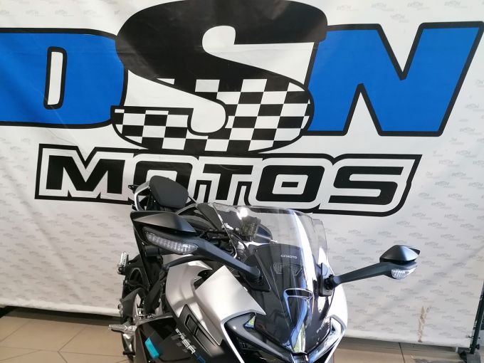 CF MOTO 675 SR-S 4