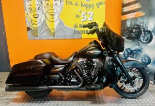 HARLEY-DAVIDSON TOURING STREET GLIDE 1690 SPECIAL - 2015