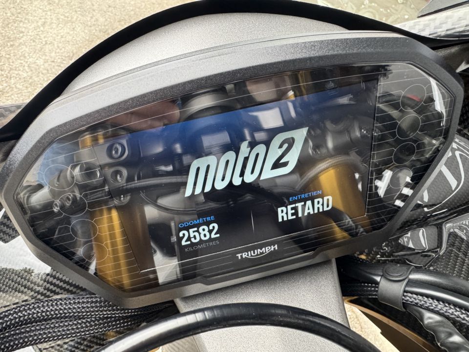 TRIUMPH DAYTONA 765 Moto 2 4