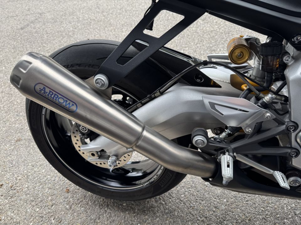 TRIUMPH DAYTONA 765 Moto 2 4