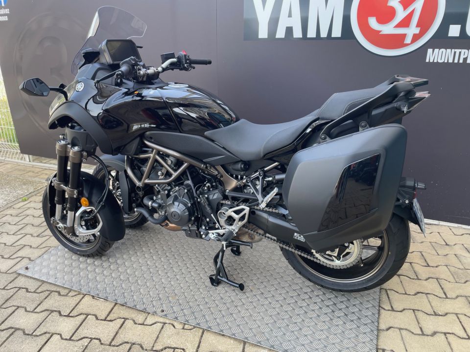YAMAHA NIKEN 850 GT 4