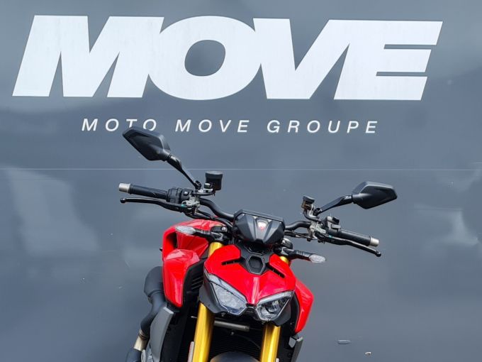 DUCATI STREETFIGHTER S 4