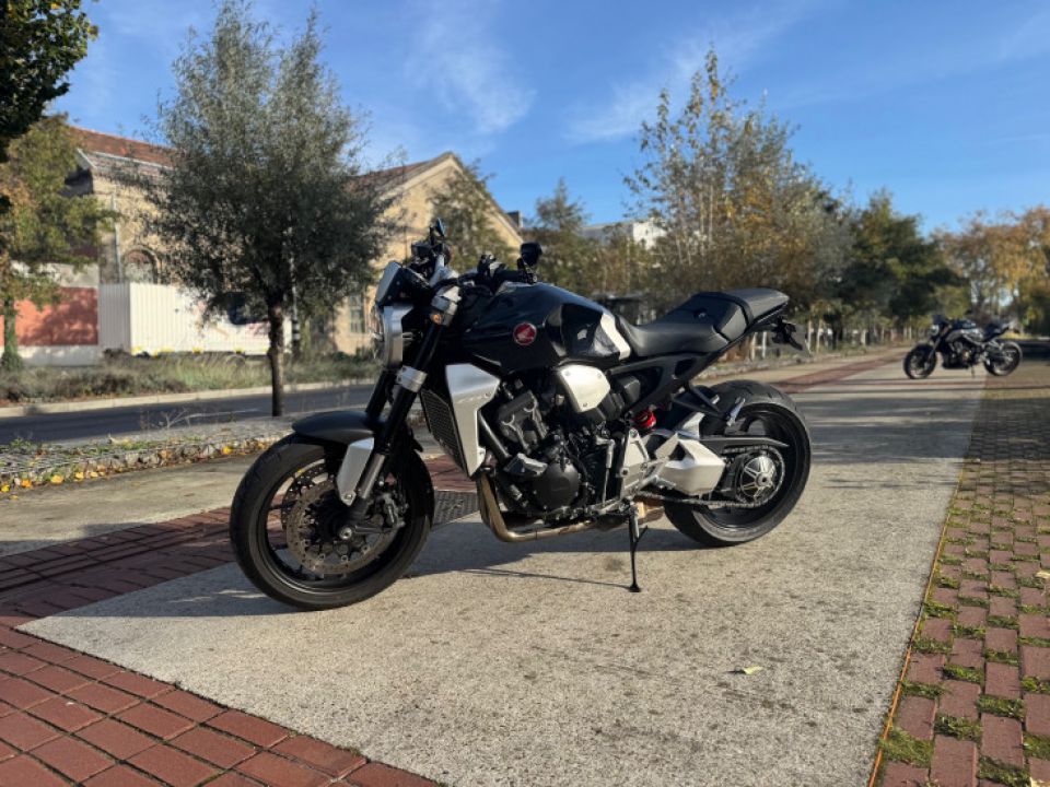 HONDA CB1000R ABS 4