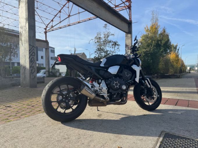 HONDA CB1000R ABS 4
