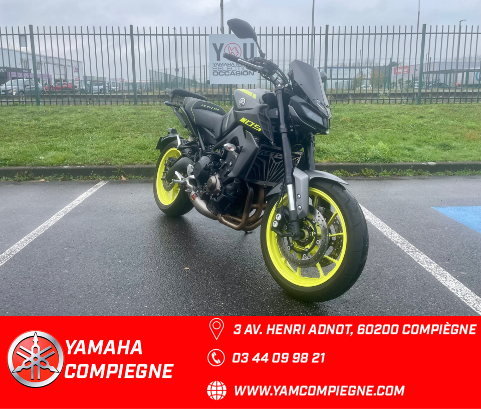 YAMAHA MT-09 4