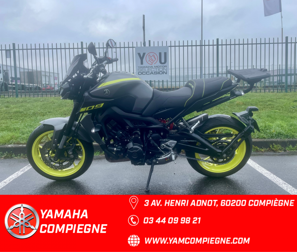 YAMAHA MT-09 4